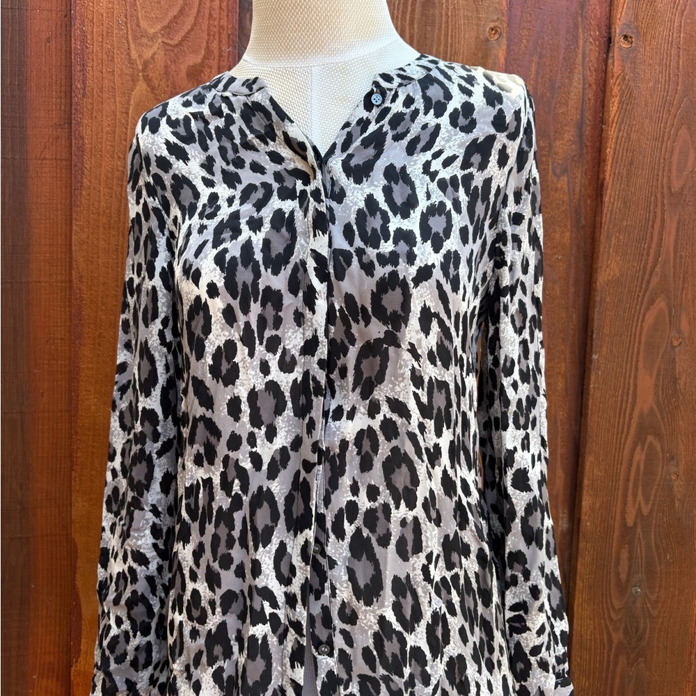 Joie Cheetah Print 100% Silk Relaxed Blouse with Mandarin Collar